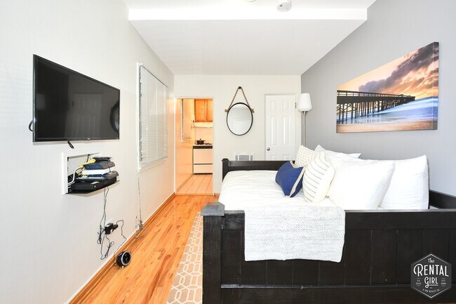 Foto del edificio - 16 Clubhouse Ave