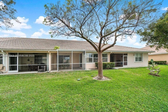 Foto del edificio - 2437 S Coral Trace Cir