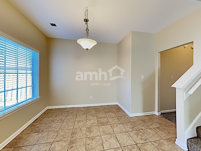 Building Photo - 7411 Appling Rain Dr