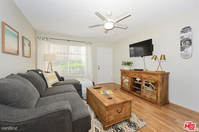 Foto del edificio - 1 br, 1 bath House - 1420 Pacific Ave Apt 3