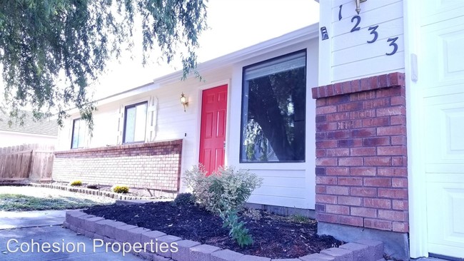 Building Photo - 3 br, 2 bath House - 1233 W. Darrah Dr