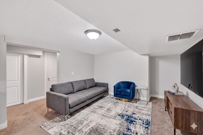Foto del edificio - 7879 Oak St