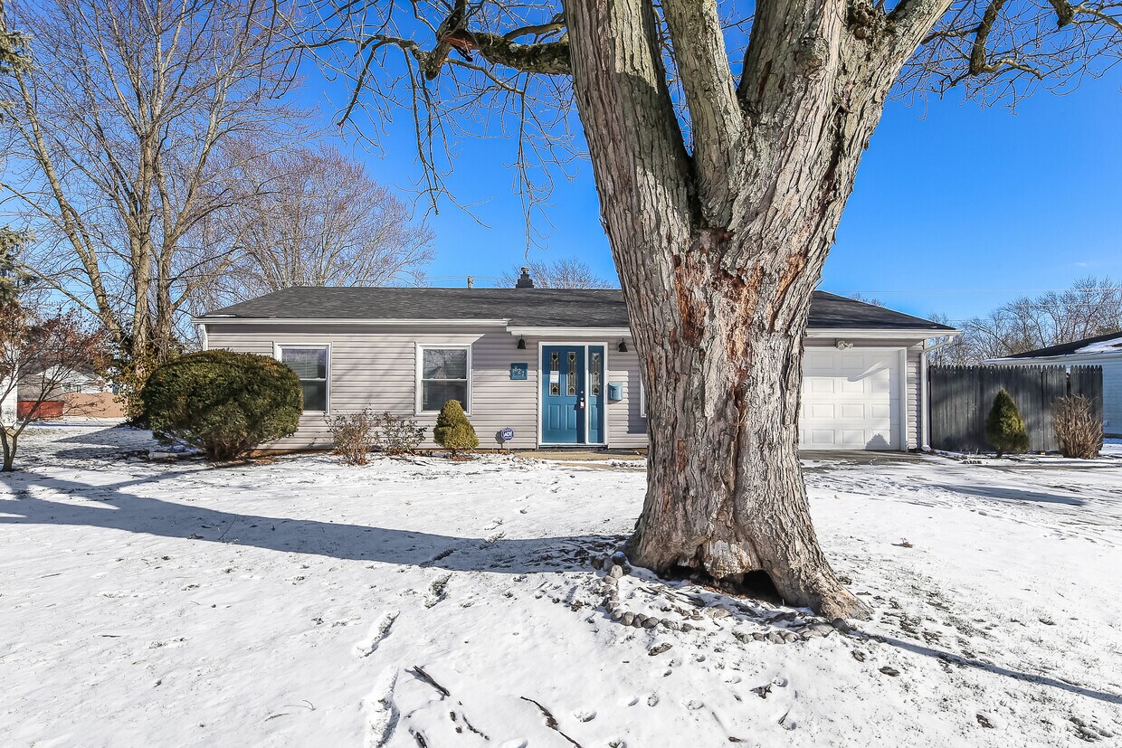 Foto principal - 827 N Noble St