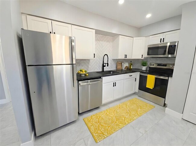 Foto del edificio - 2941 Shore Dr