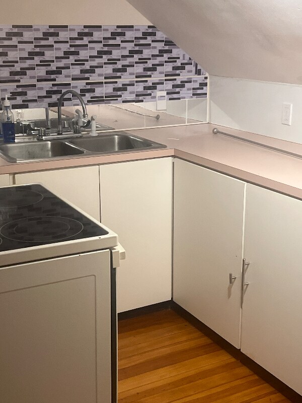 Foto del edificio - 10 Osgood Ave