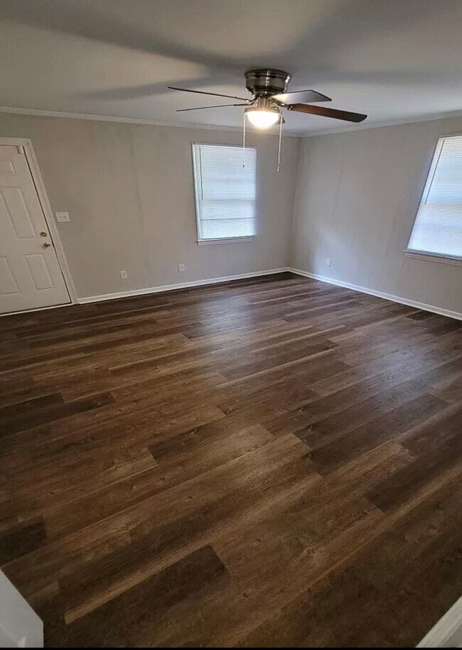 Foto del edificio - 2584 Cherry St