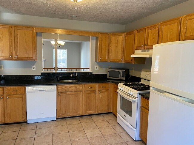 Foto del edificio - Townhome in Walden! Coming soon!