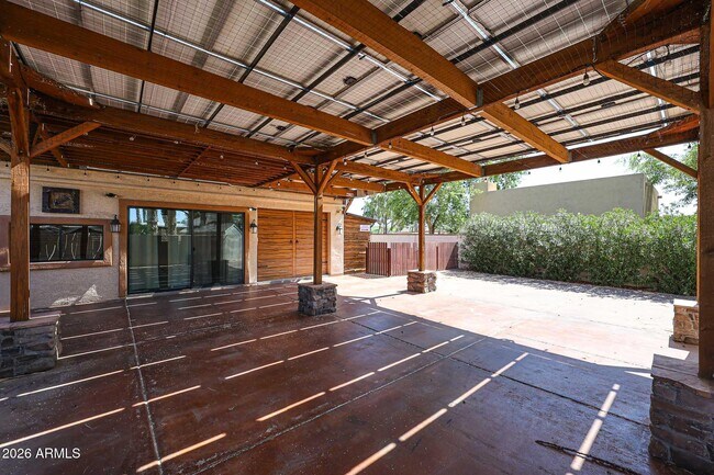 Foto del edificio - 6228 E Pershing Ave