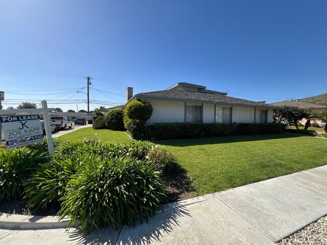 Foto del edificio - Just For You! Midtown Ventura prime location!