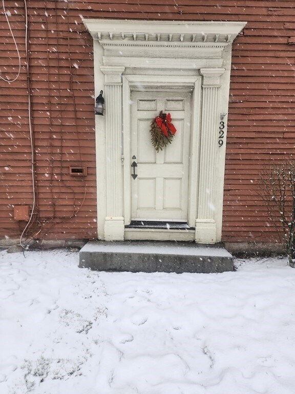 329 Bedford St, Lexington, MA 02420 Townhome Rentals in Lexington MA