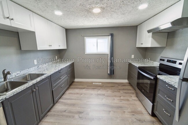 Building Photo - 2702 W Boone Ave