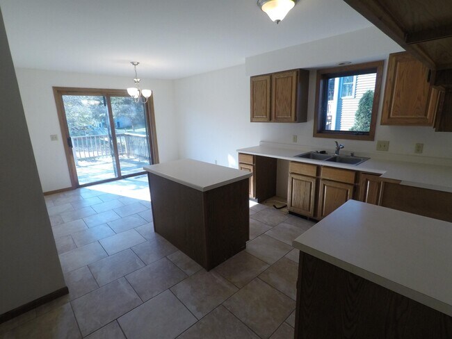 Foto del edificio - 1209 W Wausau Ave