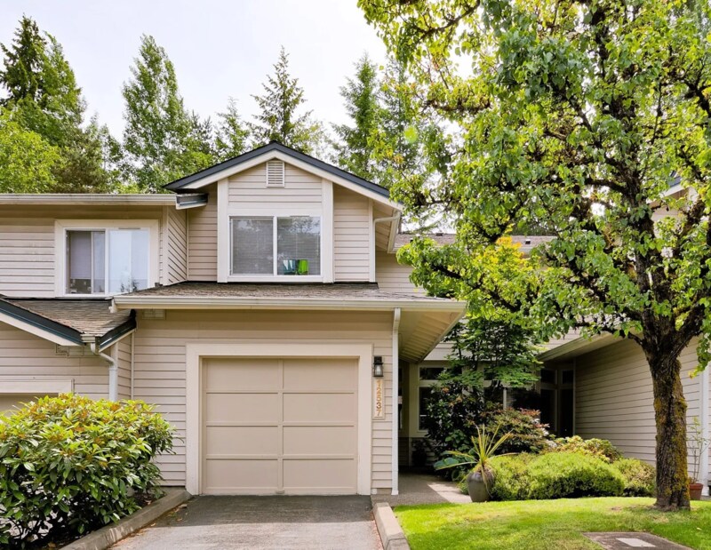 Primary Photo - 12537 NE 7th Pl