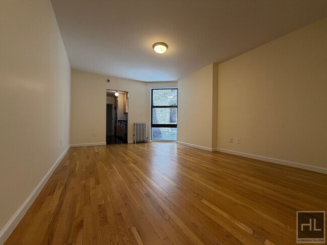 Building Photo - East 84th Street