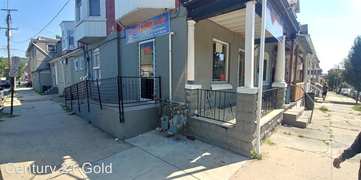 Primary Photo - 267 N Front St
