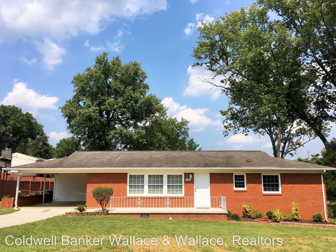 Primary Photo - 3 br, 1.5 bath House - 4130 Gaines Road