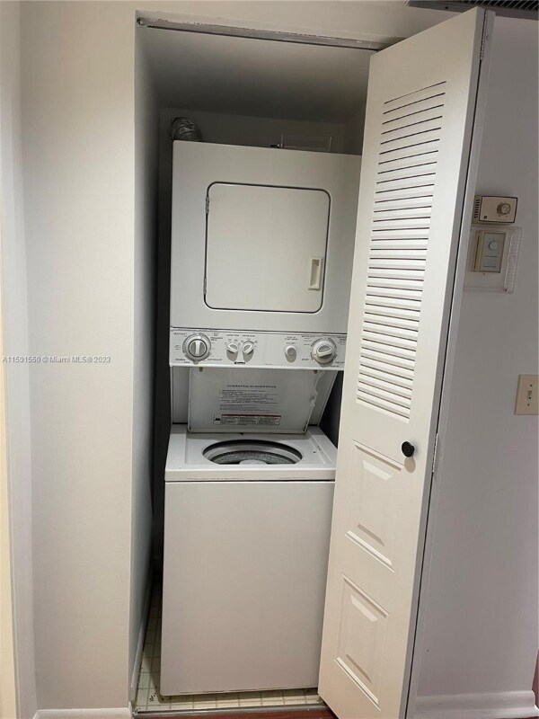 Foto del edificio - 12850 SW 4th Ct