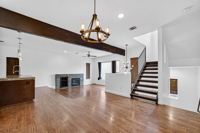 Building Photo - 1409 Laird St