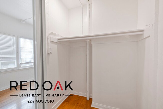 Foto del edificio - ONE MONTH FREE! Gorgeous Studio with Lots ...
