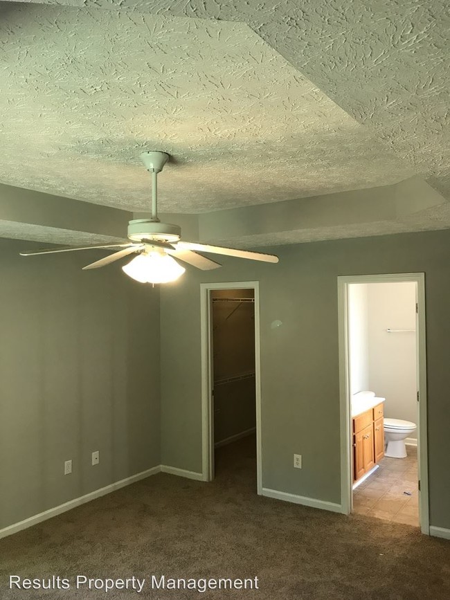 Building Photo - 111 Dixie Creek Dr