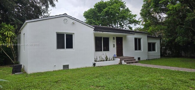 Foto del edificio - 142 NW 98th St