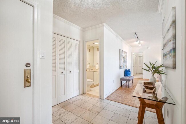 Foto del edificio - 800 25th St NW