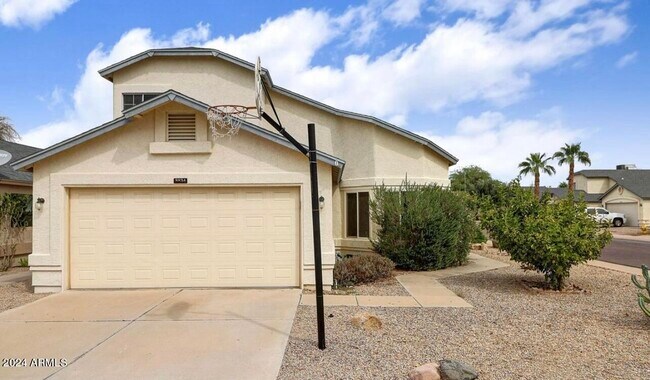 Building Photo - 8834 W Michelle Dr