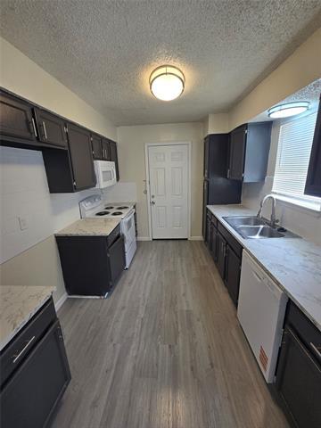 Building Photo - 625 Bristol Ct