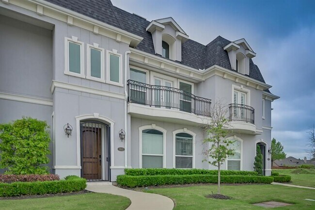 Building Photo - 7617 Renaissance Blvd