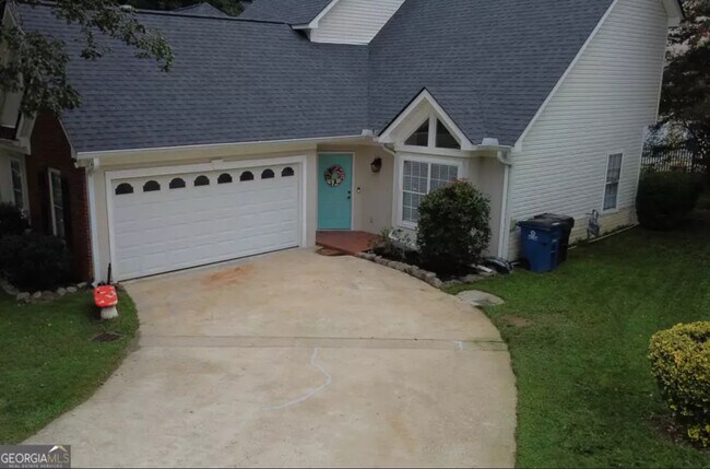 Building Photo - 513 N Fairfield Dr