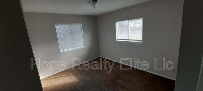 Building Photo - 1169 Mazatlan Cir