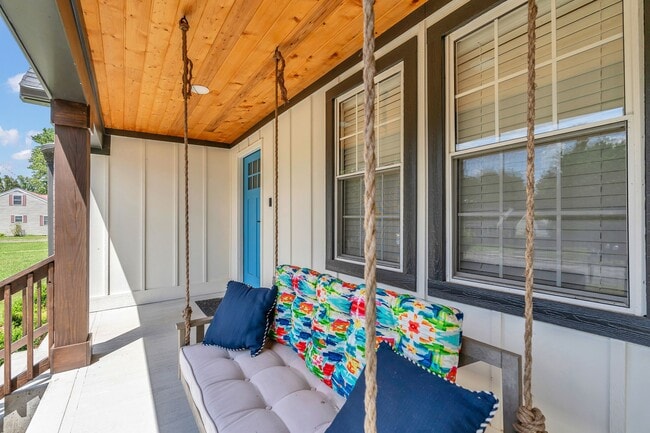 Photo - 303 1st Ave House