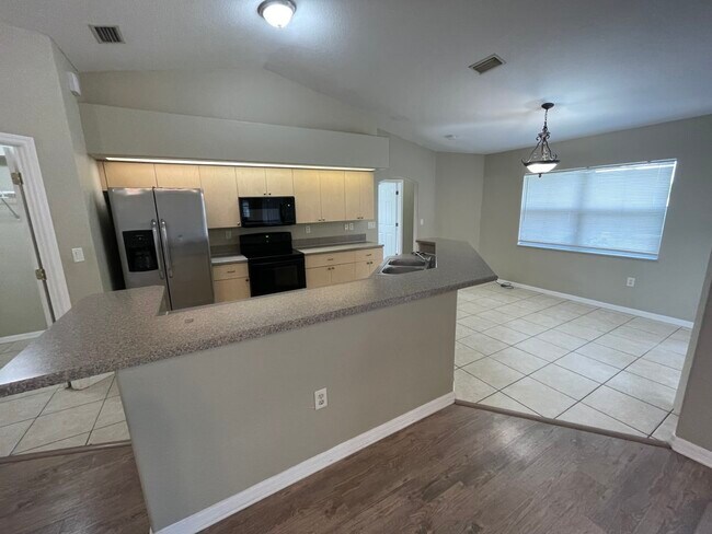 Building Photo - 7540 Veterans Pkwy
