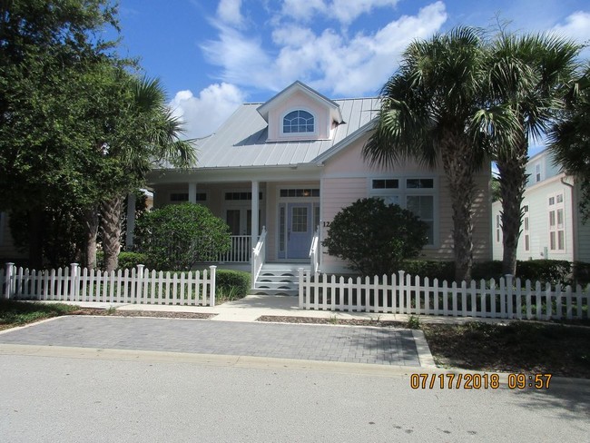 Foto del edificio - Beautiful Home in Island Cottages