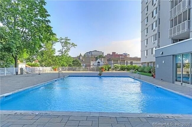 Photo - 1 Strawberry Hill Ave Apartment