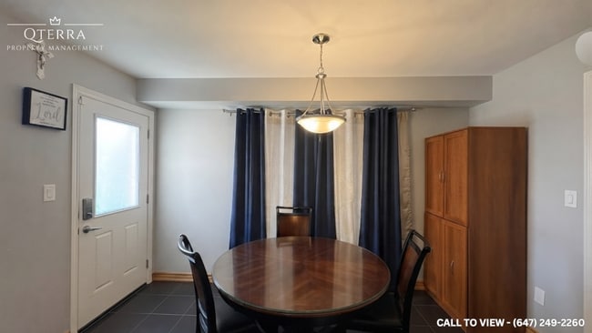 Building Photo - 9545 Tallgrass Av
