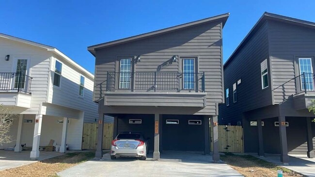 Brand New 3-Bedroom Duplex in Houston - Brand New 3-Bedroom Duplex in Houston House