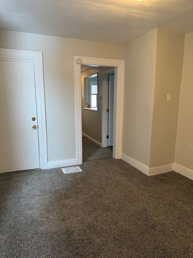 Foto del edificio - 1 Bed 1 Bath in Swissvale
