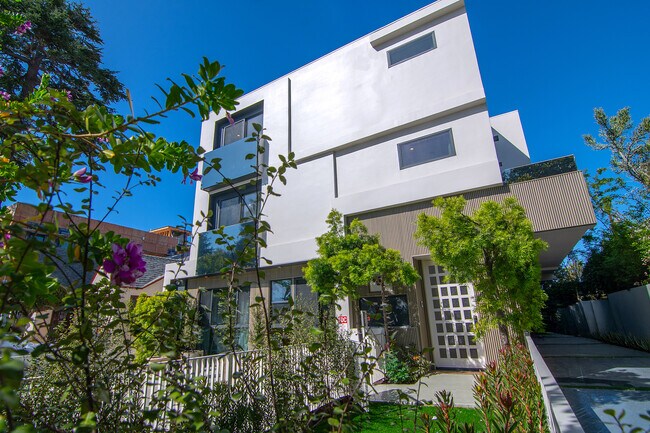 Foto del edificio - 1623 S Bedford St