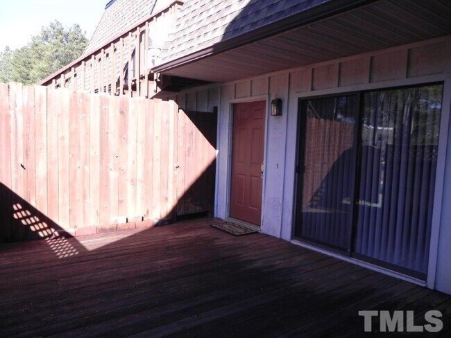 Building Photo - 340 Summerwalk Cir