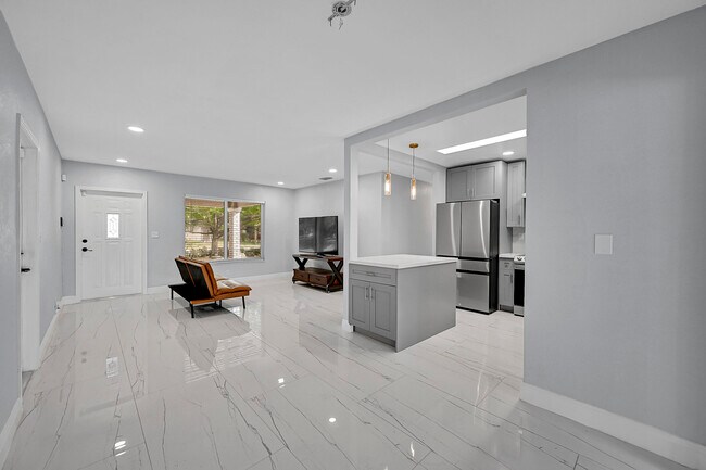 Foto del edificio - 1181 SW 4th Terrace