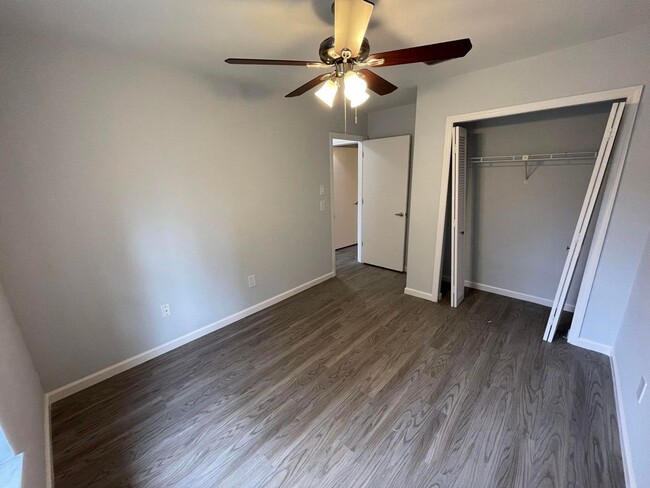 Foto del edificio - 4108 NW 1st St