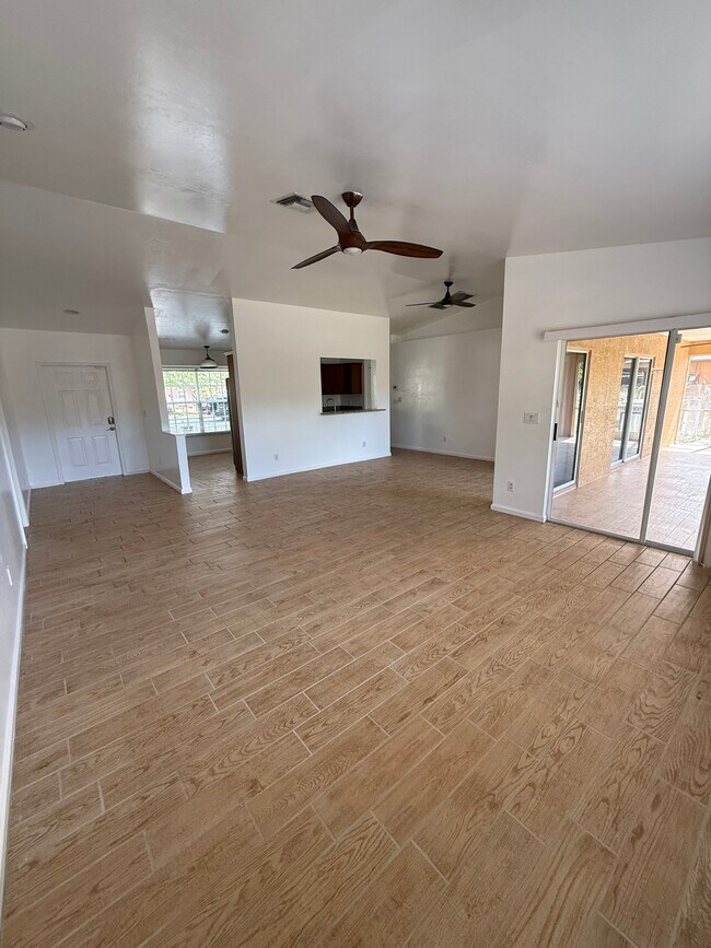 Building Photo - 1222 S Alhambra Cir