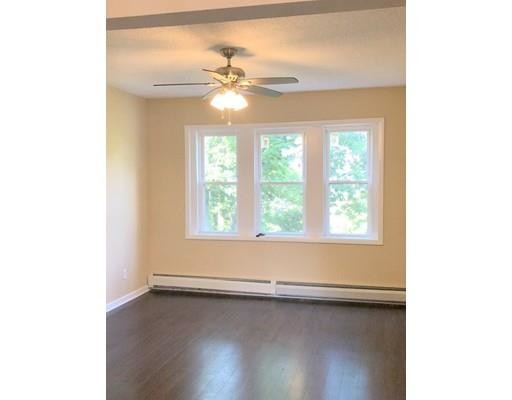Building Photo - 118 Longhill St