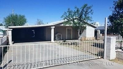 Primary Photo - 3 br, 1 bath House - 4420 S. 3rd St.