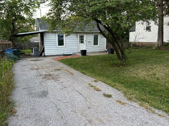 Foto del edificio - 1610 Burr St