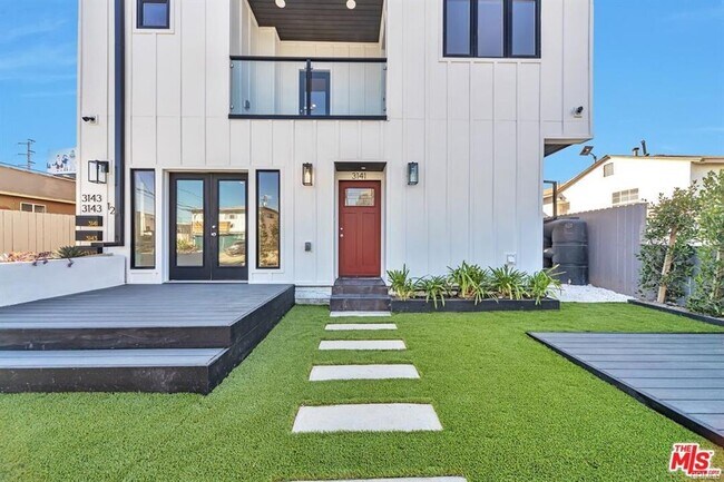 Foto del edificio - 3141 S Halm Ave