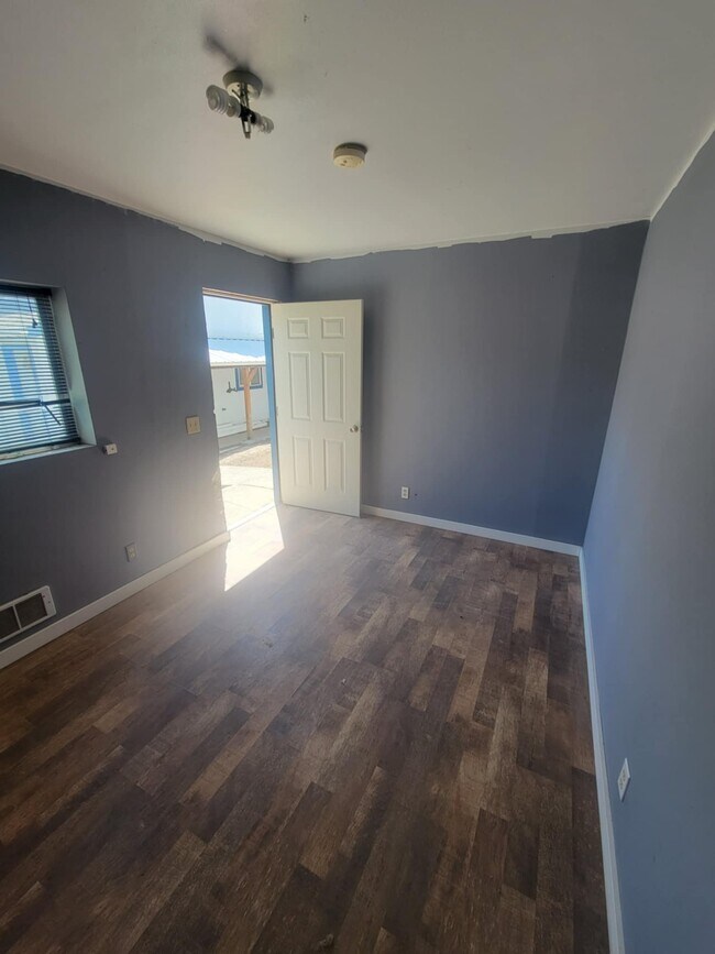 Foto del edificio - 1508 Cedar St