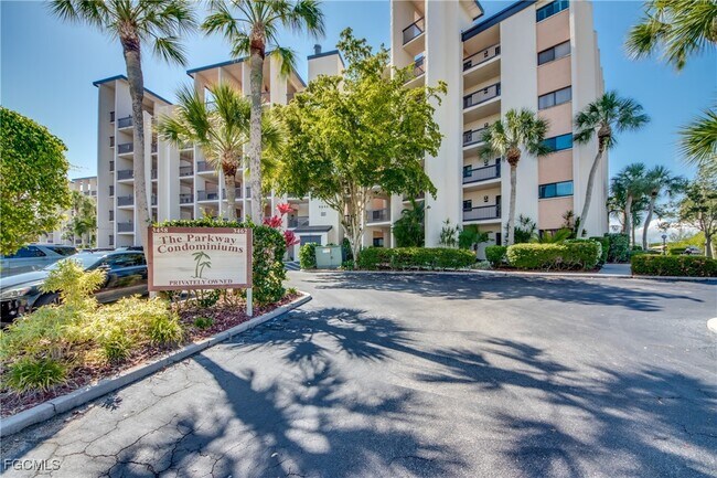 Foto del edificio - 3462 Hancock Bridge Pkwy