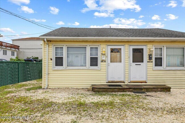 Building Photo - 218 Limroth Row